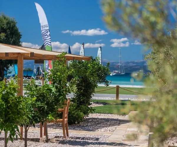 Seaside Курортный комплекс Василики